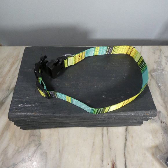 NWT Nylon collar bright and colorful  M- 13-21" - Picture 4 of 4